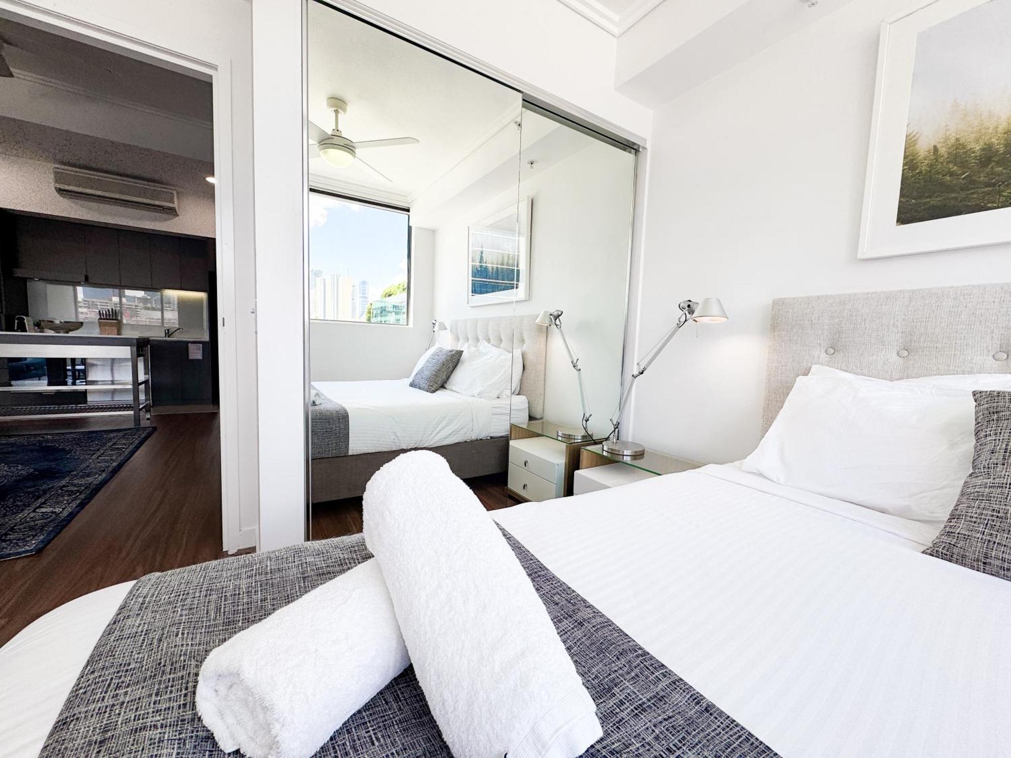 Apartments On Connor Brisbane Room photo